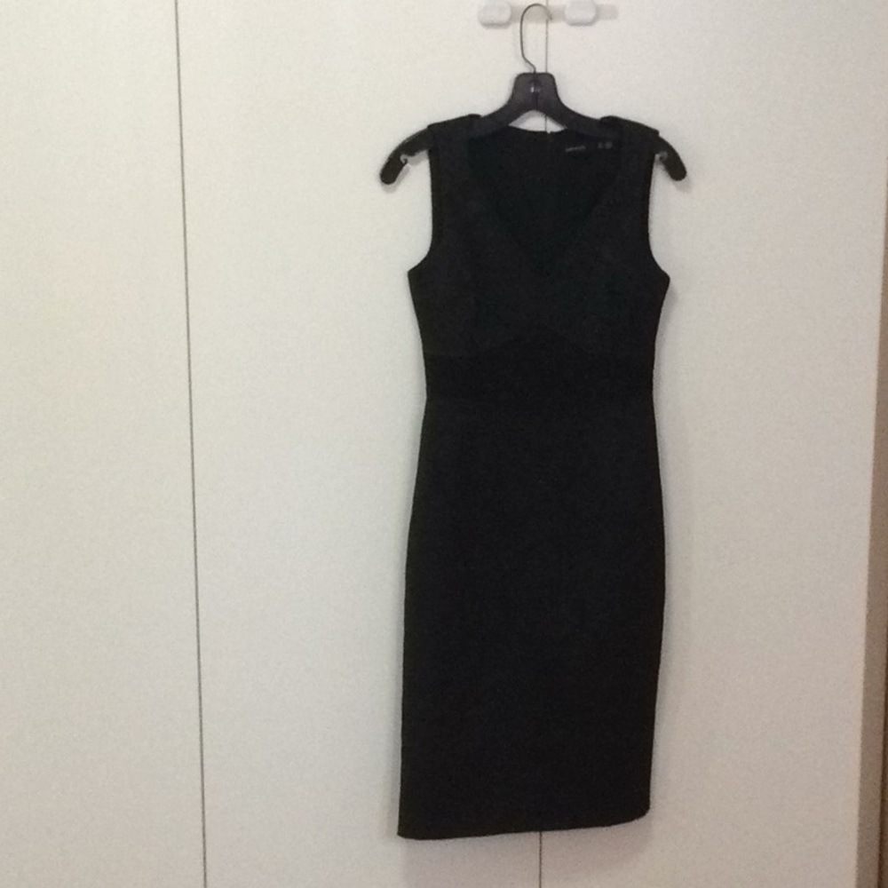 Karen millen new black lace dress (great detail)
